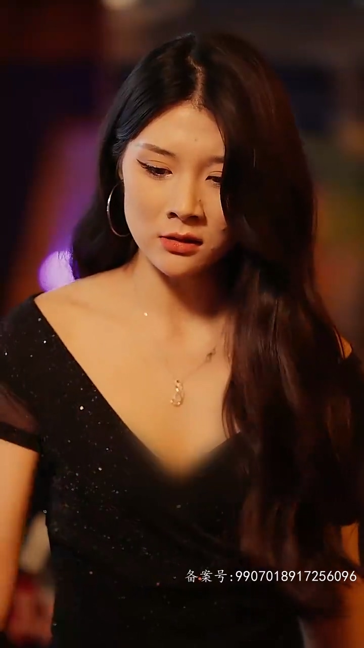 超级战神在都市 第07集